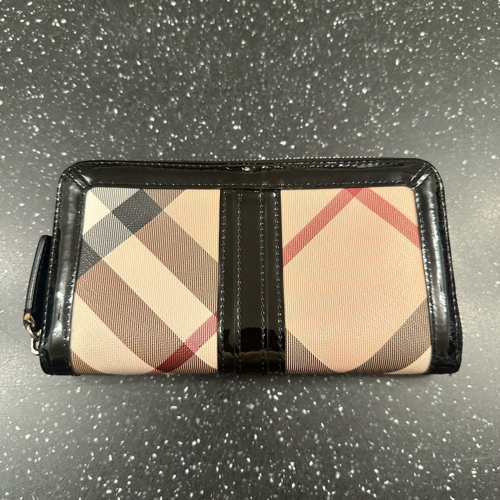 BURBERRY Supernova Large Ziggy Zip Around Wallet